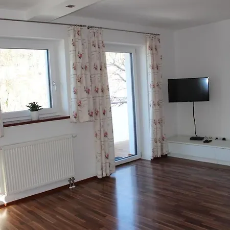 Mit Blick Auf Berge Daire Bad Vigaun