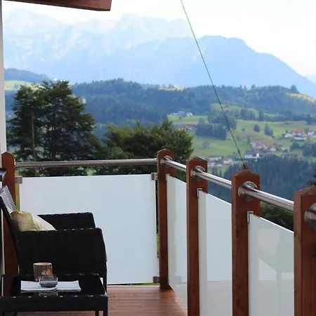 Daire Mit Blick Auf Berge *
